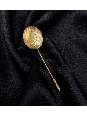 Vintage Gold-Tone Midcentury Oval Locket Stick Pin